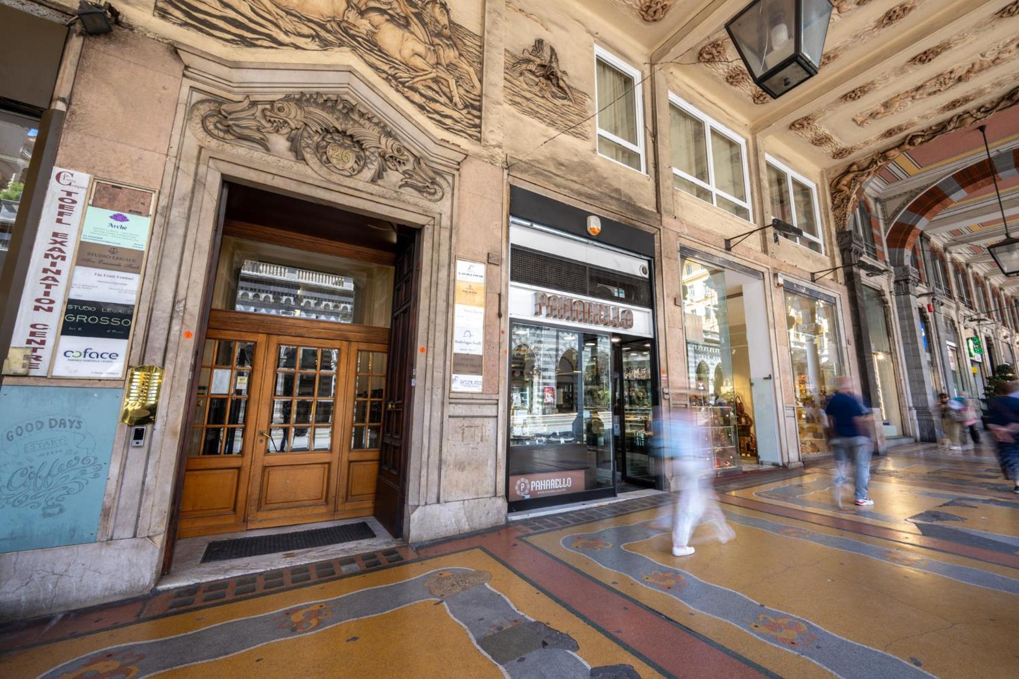 Audrey Home In The City Centre Genoa Exterior photo